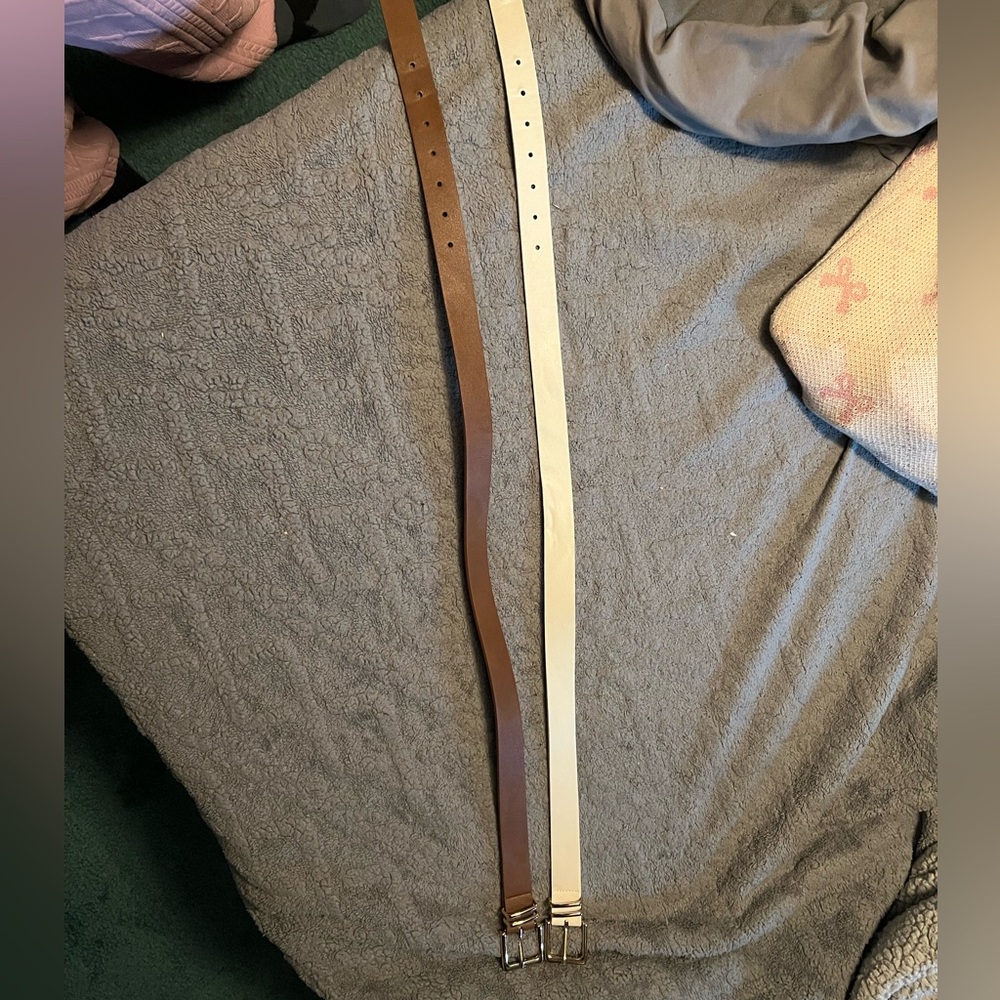 XS Women's Brown and White Leather Belts